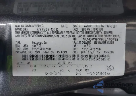 2014 Ford Focus Se z USA, uszkodzony, nr VIN 1FADP3F29EL180792